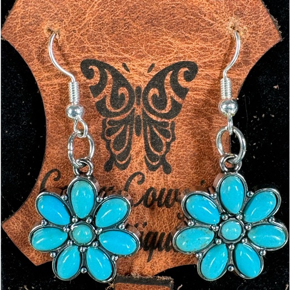 Turquoise Inspired Flower Earrings NWT - Picture 5 of 6